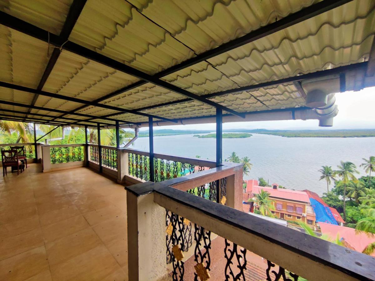 Ekaar Hotel Panaji Exterior photo