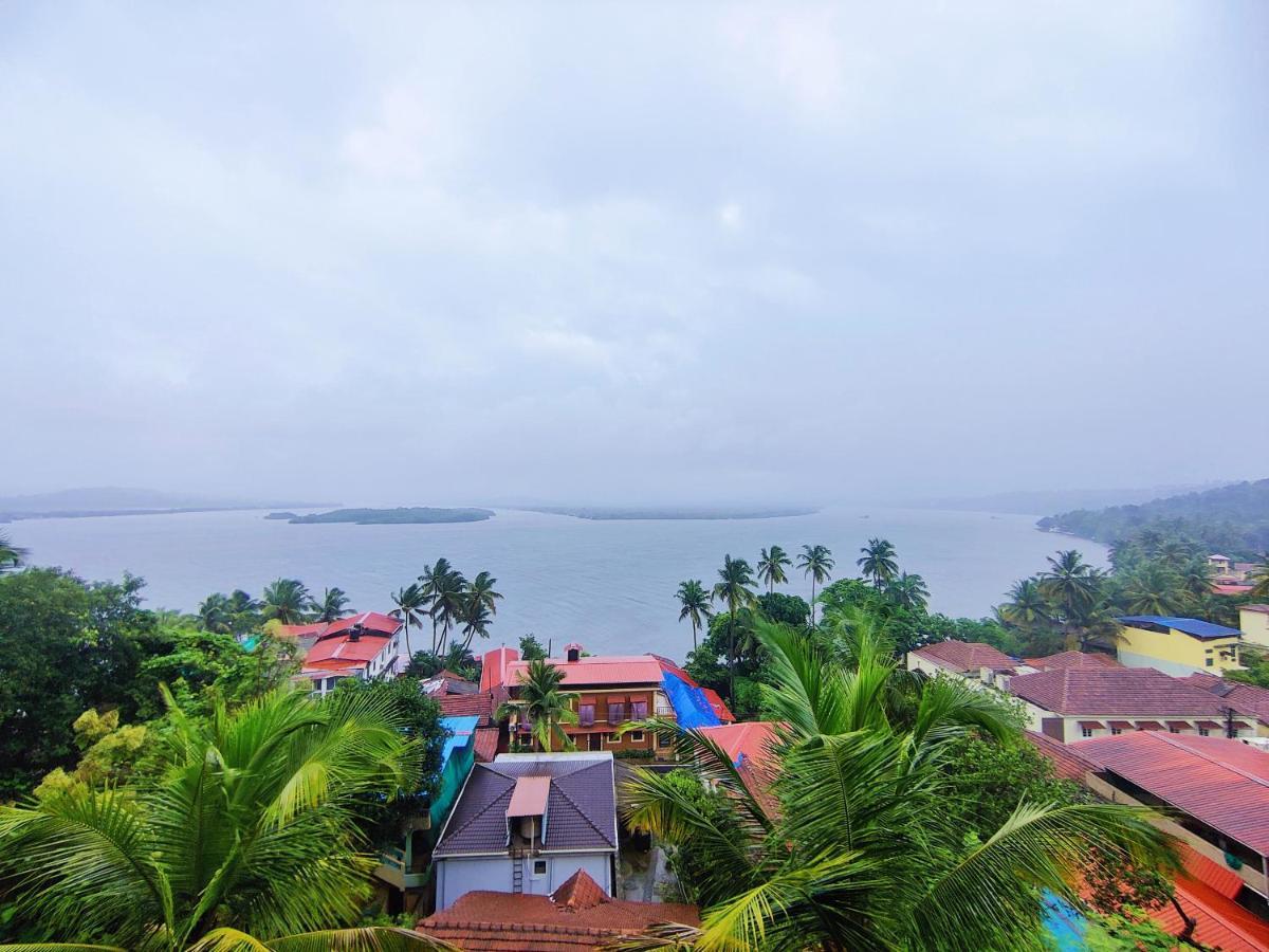 Ekaar Hotel Panaji Exterior photo