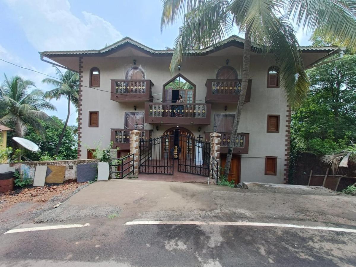 Ekaar Hotel Panaji Exterior photo
